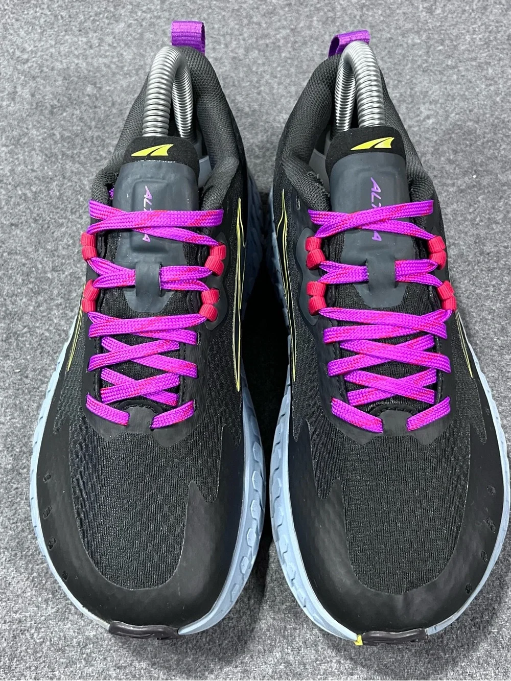Altra Outroad Road to Trail Running Shoes Womens Size 7 Black/Purple ALOA7R72241